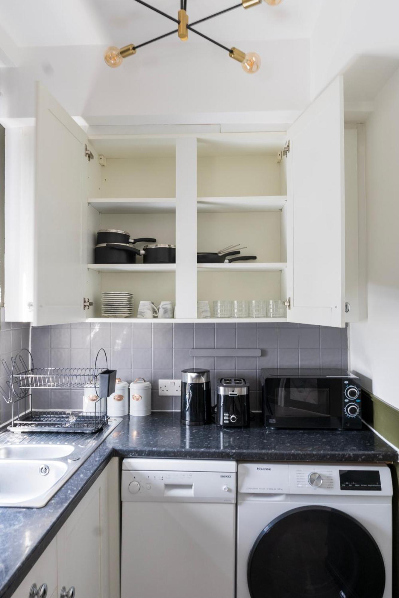 לונדון 5C- Stylish Urban Retreat - Spacious 2 Bed Flat מראה חיצוני תמונה